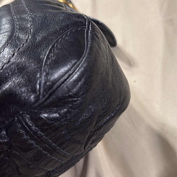 Chloe Bay Shoulder Bag - Picture 11 of 15